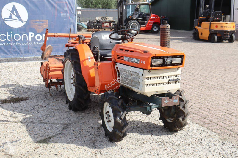Tracteur agricole Kubota ZB1600