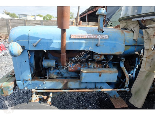 Tractor Ford Super Major