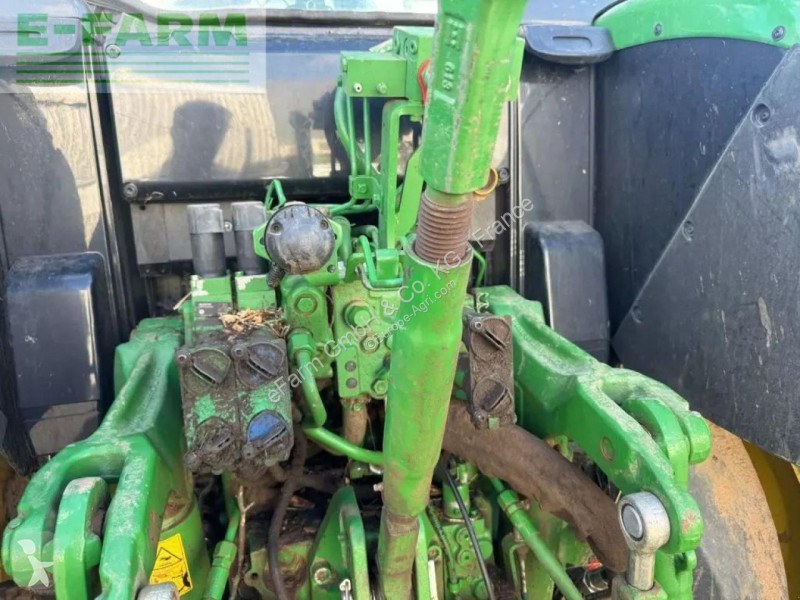 Tracteur agricole John Deere  6100m