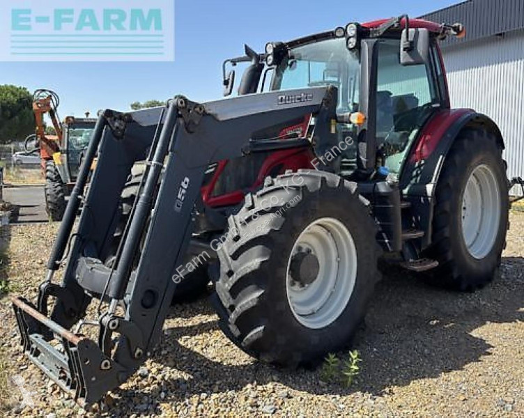 Трактор Valtra  n104h4
