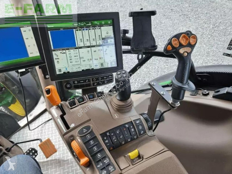 Трактор John Deere  6155r