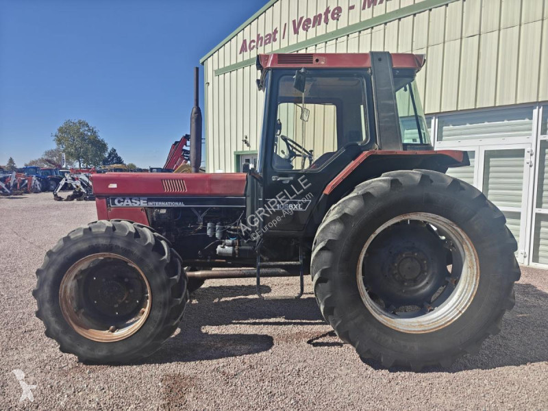 Tracteur agricole Case  1056XL