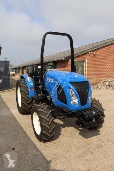 Tracteur agricole New Holland Boomer 55