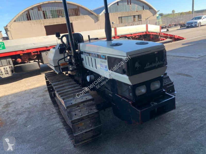 Tracteur agricole Lamborghini 674/70