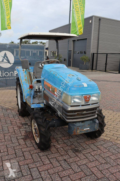 Tracteur agricole Iseki Geas 21