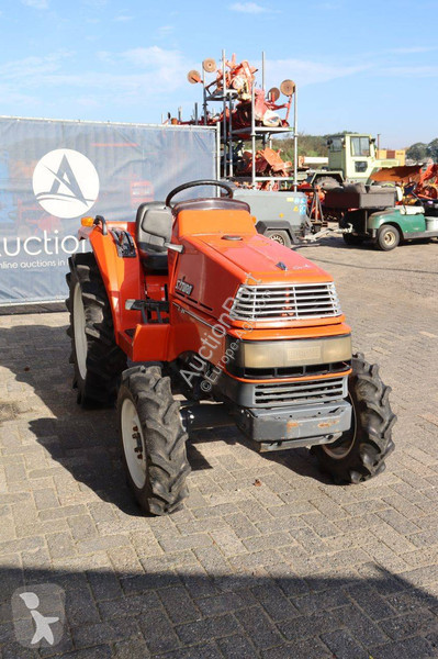 Tracteur agricole Kubota Saturn X-24