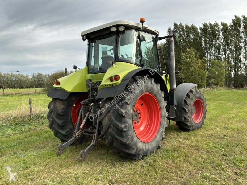 Tracteur agricole Claas Arion 640 Cis