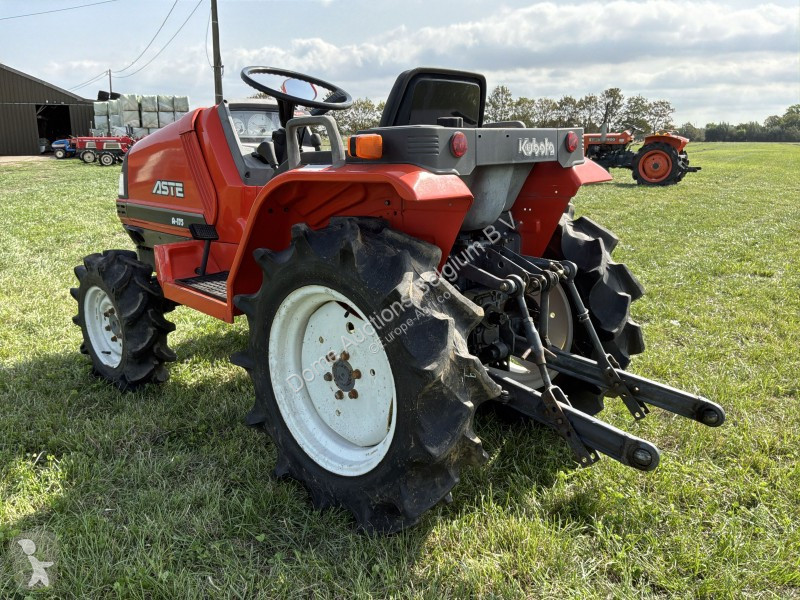 Tracteur agricole Kubota Aste A175