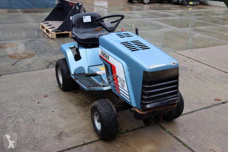 Zemědělský traktor  YT 3600
