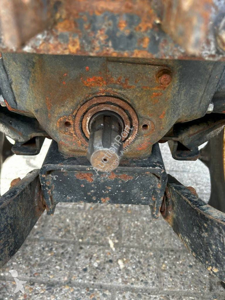 Tracteur agricole Mitsubishi MT165