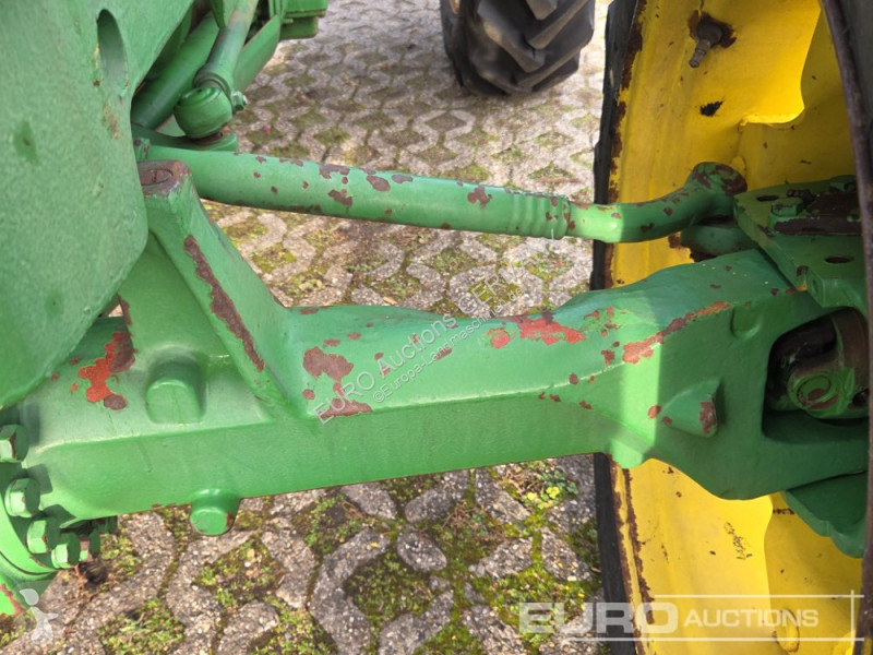 Zemědělský traktor John Deere 1850