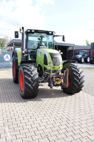 Zemědělský traktor Claas Arion 620