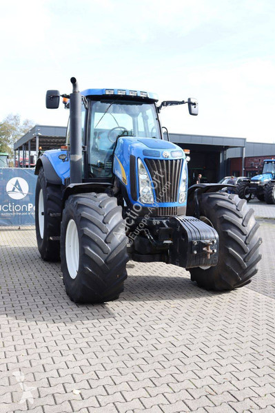 Zemědělský traktor New Holland T8020
