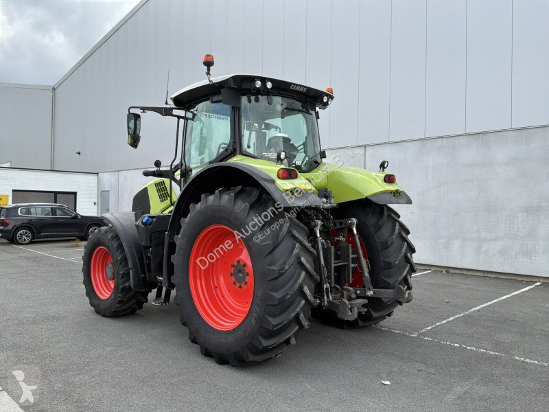 Zemědělský traktor Claas 830 Axion