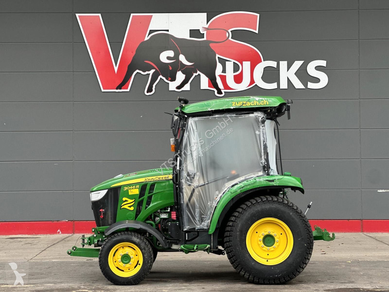 Tractor John Deere 3046 R 4x4 Hofschlepper...
