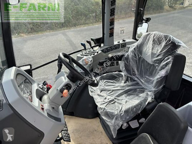 Tractor Valtra  a105