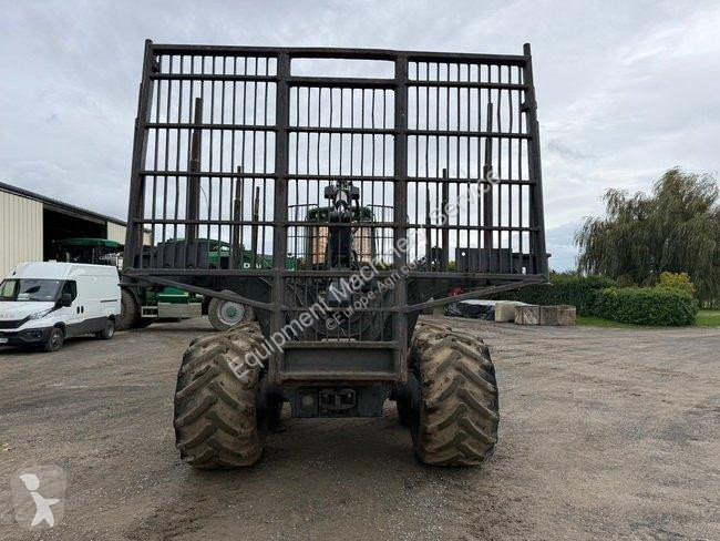 Ciągnik John Deere 1510G - CABINE TOURNANTE