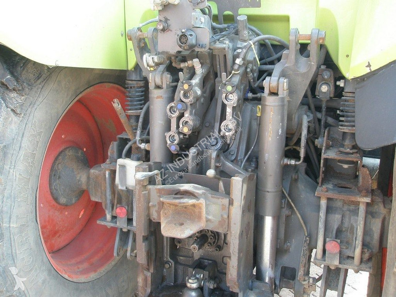 Tractor Claas Arion 640