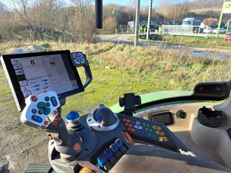 Tracteur agricole Fendt 724 S4