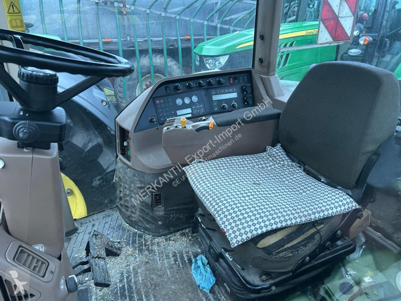 Landbrugstraktor John Deere  8200