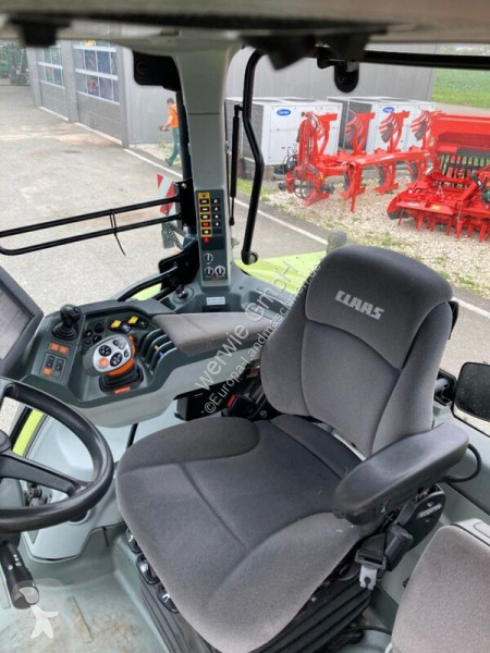 Tractor agrícola Claas Arion 630 Cmatic