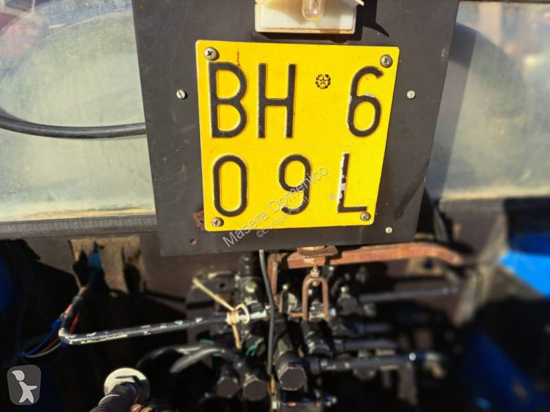 Tracteur agricole New Holland TD 4020