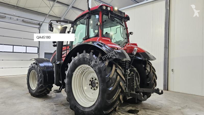 Tractor agrícola Valtra