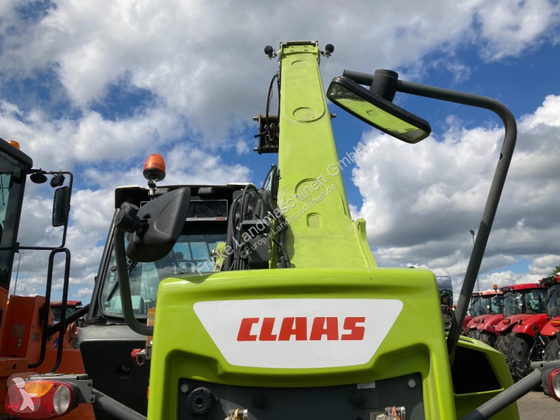 رافعة شوكية تلسكوبية Claas  Scorpion 756