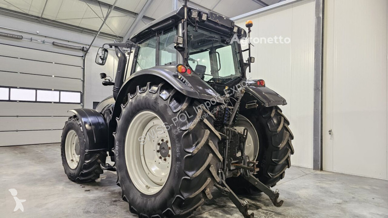 Tractor agrícola Valtra T 153
