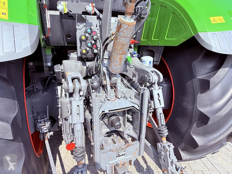 Tractor Fendt 718 Vario PowerPlus ONE