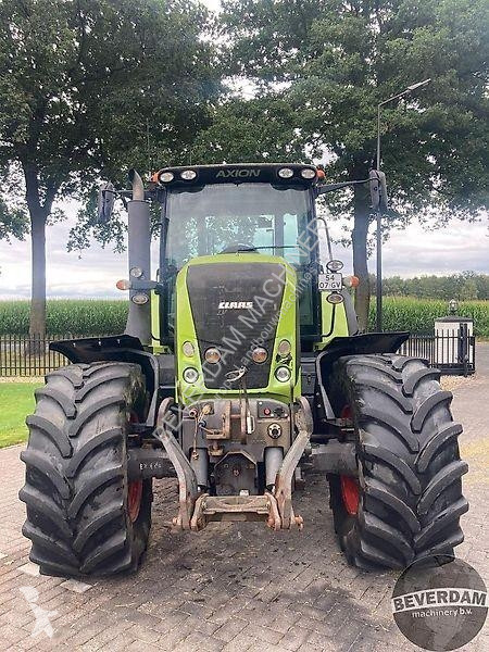 Tractor agrícola Claas Axion 820