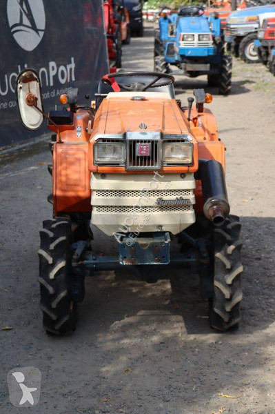 Tractor agrícola Kubota B1402-M