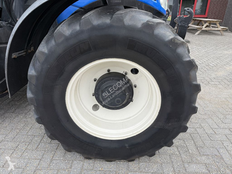 Tracteur agricole New Holland T6.175 AC T4B