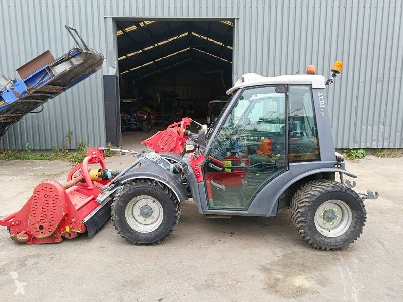 Tractor Aebi Schmidt TT280 aebi tt280 laag...
