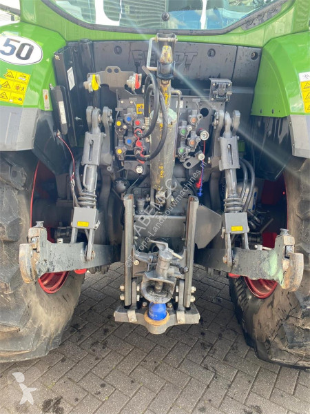 جرار زراعي  B-Tractor