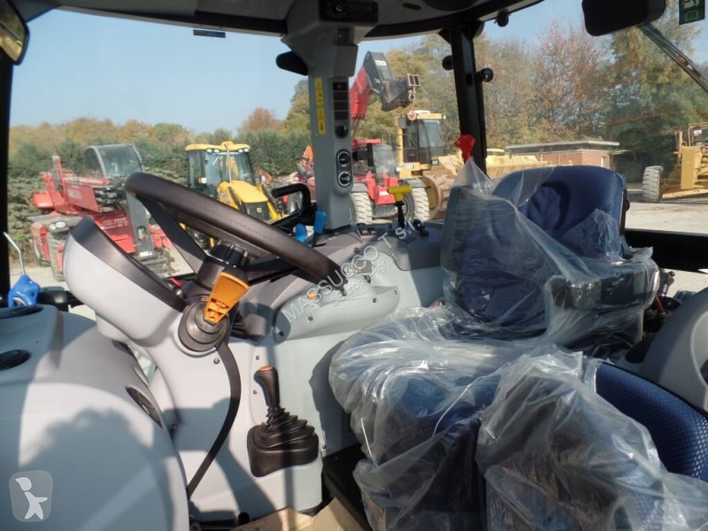 Trattore New Holland T5.115