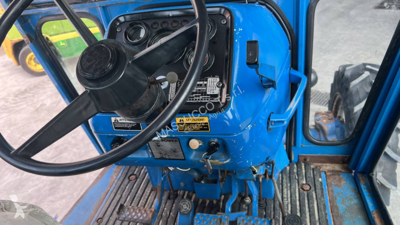 Lantbrukstraktor Ford 7700 4X4