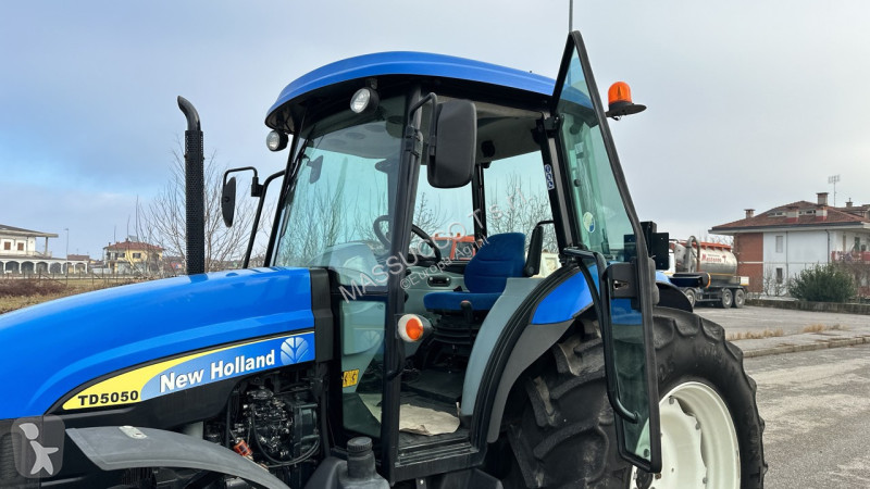 Landbrugstraktor New Holland TD5050 4X4