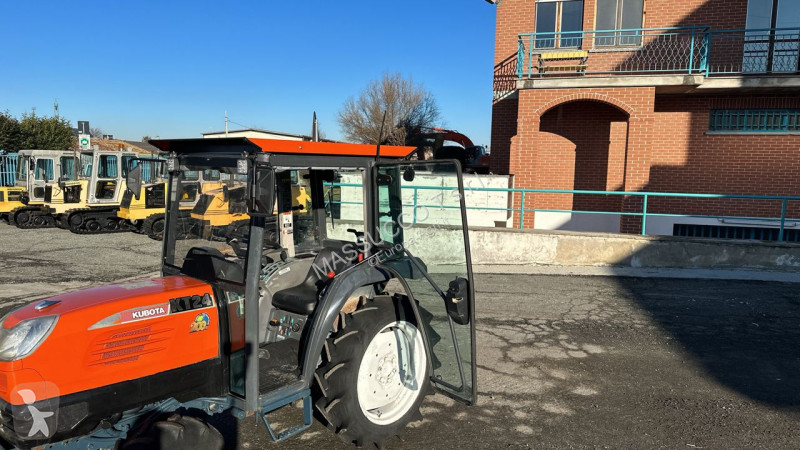 Lantbrukstraktor Kubota KT24 4X4