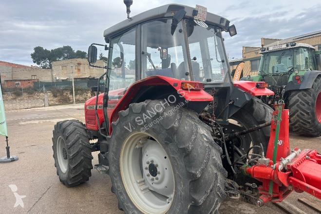 Landbrugstraktor Massey Ferguson 4245