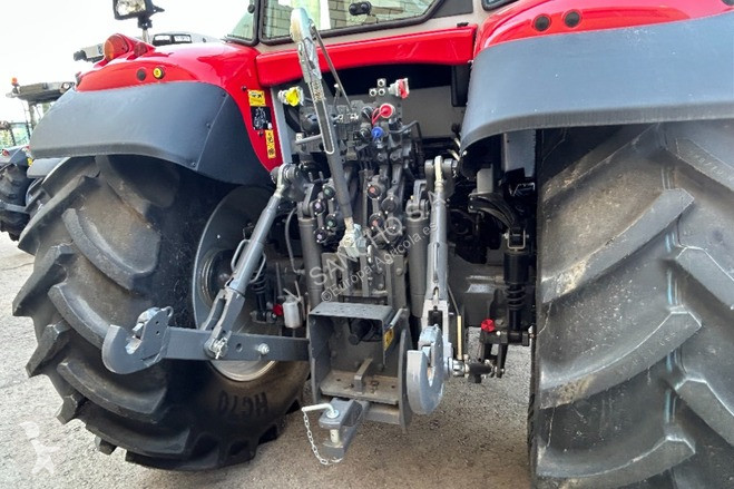Landbrugstraktor Massey Ferguson 7S.155...