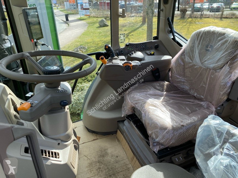 Lantbrukstraktor John Deere 125