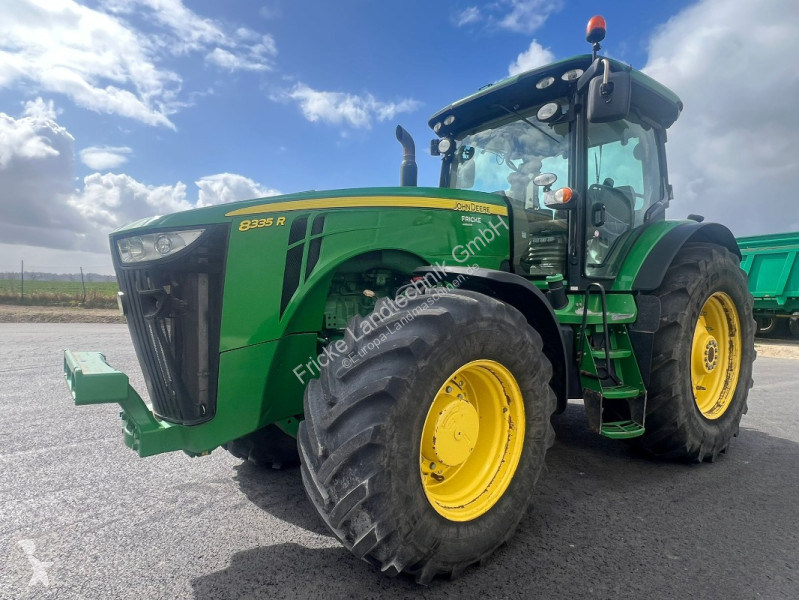 Lantbrukstraktor John Deere 8335R Autopowr