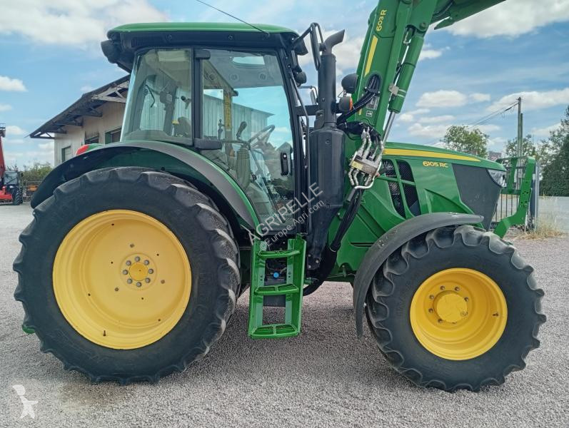 John Deere 6105RC tractor