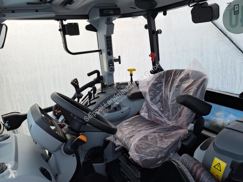 Steyr  PLUS 4100 HILO FH tractor