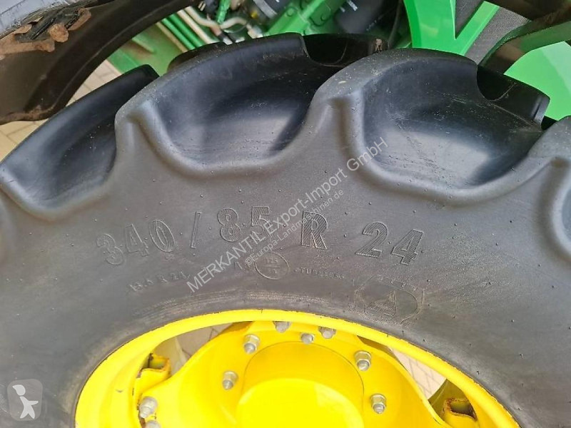 Lantbrukstraktor John Deere 5100M