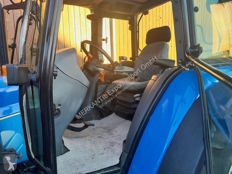 Landbrugstraktor New Holland  TL90A (4WD)