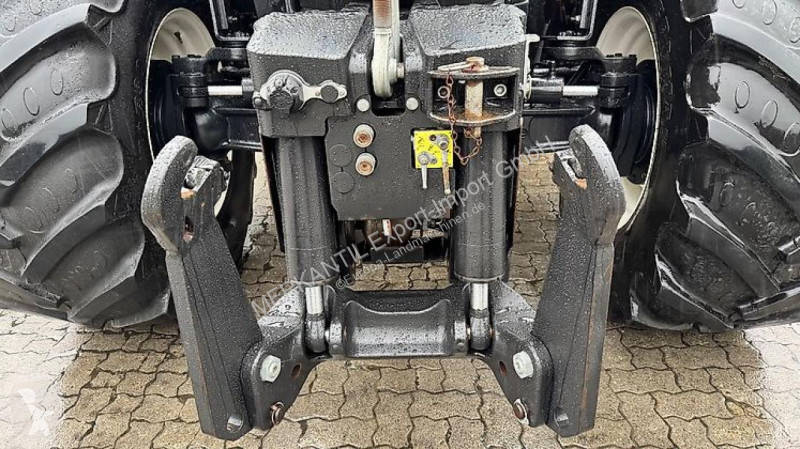 New Holland  T8.360  2750h tractor