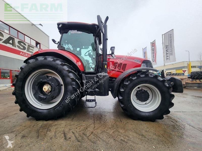 Case  puma 200 tractor