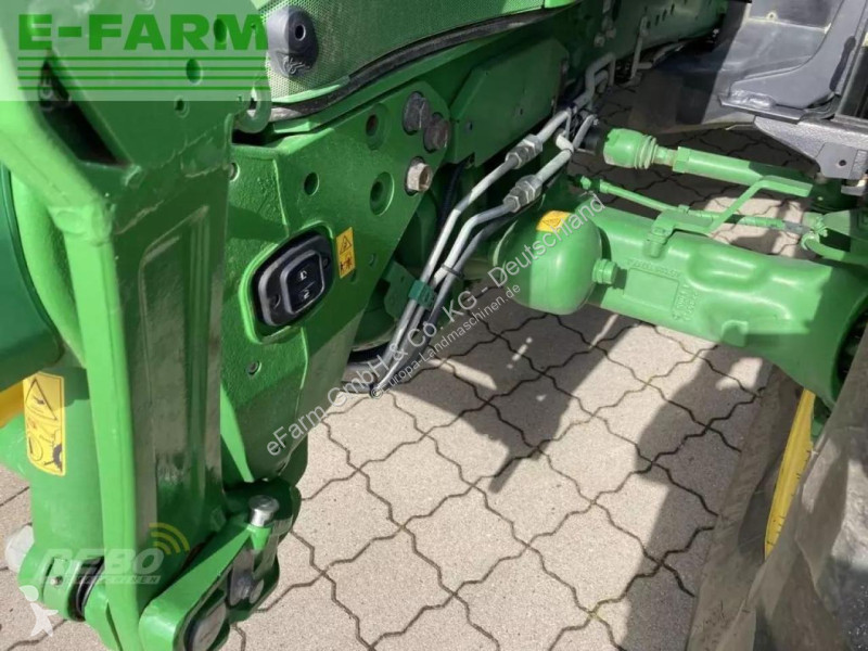 Landbrugstraktor John Deere  6r215